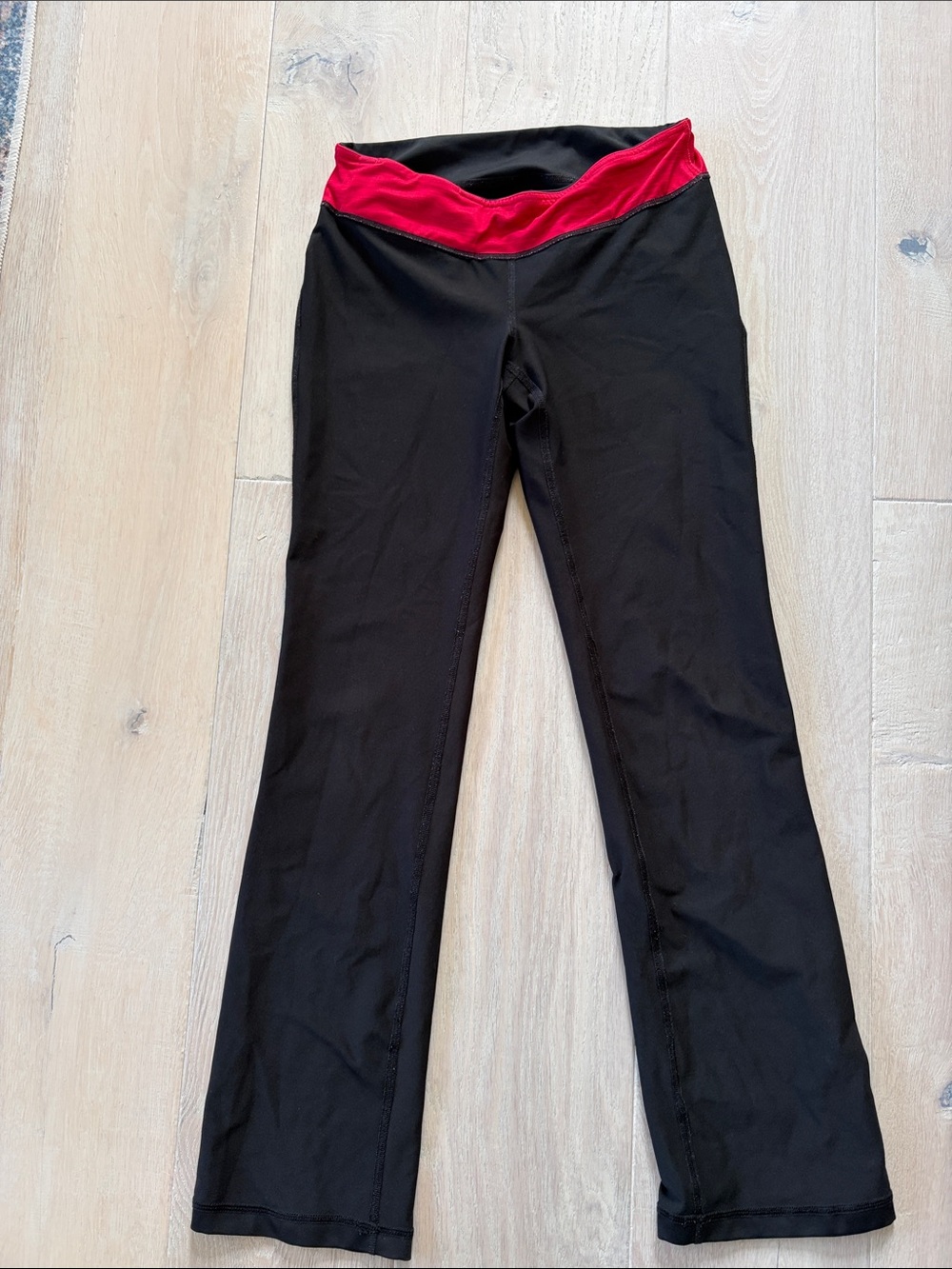 Women’s reversible Black Leggings